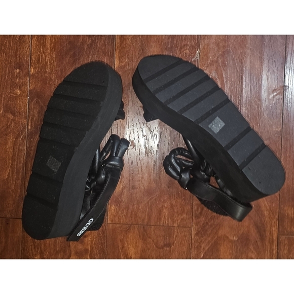 GUESS Women's Albina Wedge Sandal, black, size 9.5 M - Picture 5 of 5